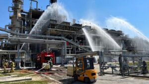 Ukraine’s long-range strikes cut Russia’s oil refining capacity by 20%, Zelenskyy says