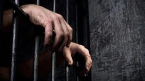 House help living ‘a millionaire’s life’ arrested in Karachi for theft
