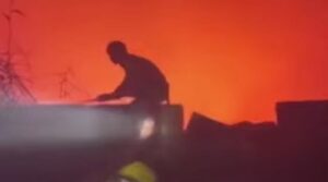 Body recovered after fire breaks out near Karachi University