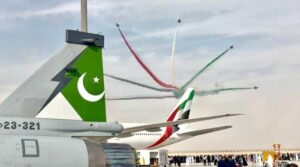 Pakistan’s JF-17 draws strong visitor interest at Dubai Airshow 2025
