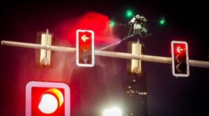 Dubai RTA’s groundbreaking drone initiative transforms traffic signal maintenance